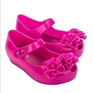 Mini Melissa Girls Fuchsia Ultragirl garden shoes